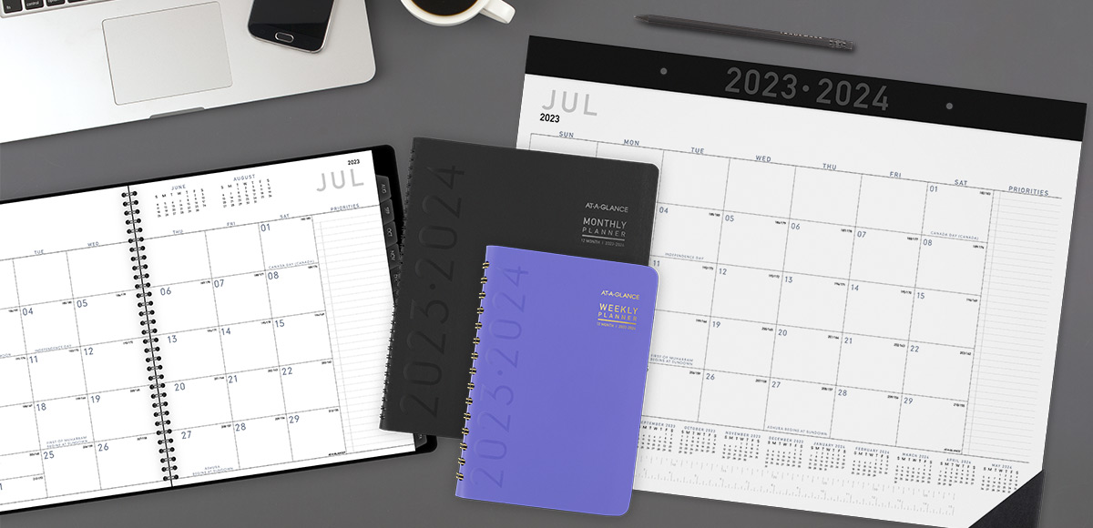 AT-A-GLANCE Contempo Collection Calendar and Desk Pad